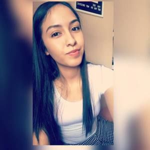 Meet your Posher, Kenia